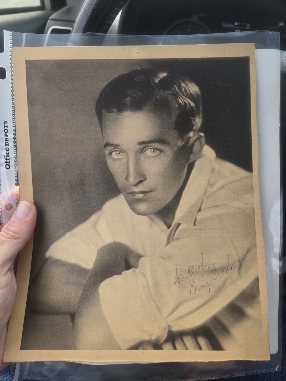 Autograph Black and White Signed Portrait with Ivory Border Bing Crosby 1930s